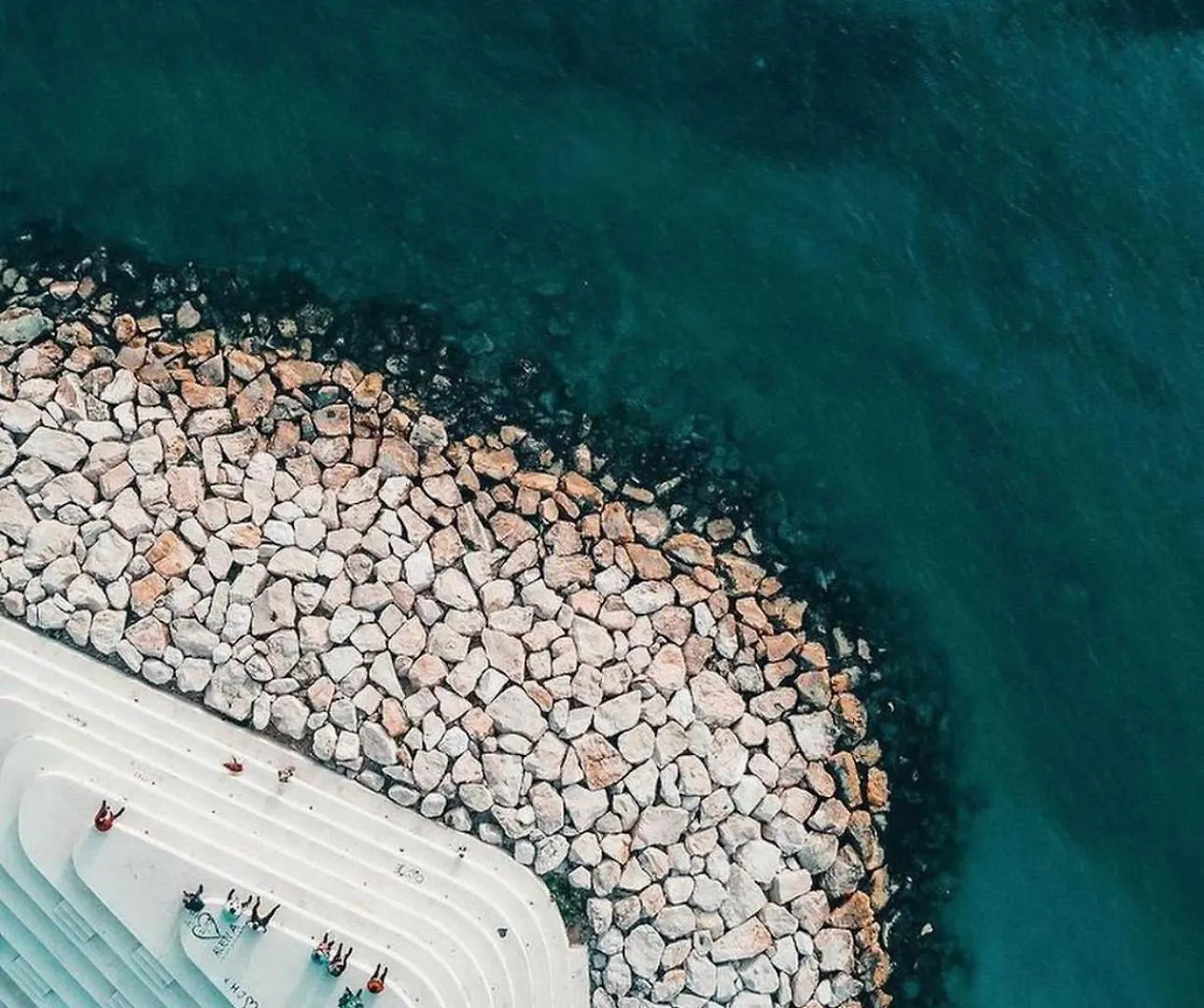 Klama Luxury Vollga Durrës 0*,